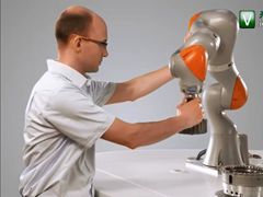 KUKA LBR iiwa - ��ȫ��ؼ�������ײ���