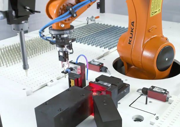 KUKA KR AGILUS ˰װճϲ